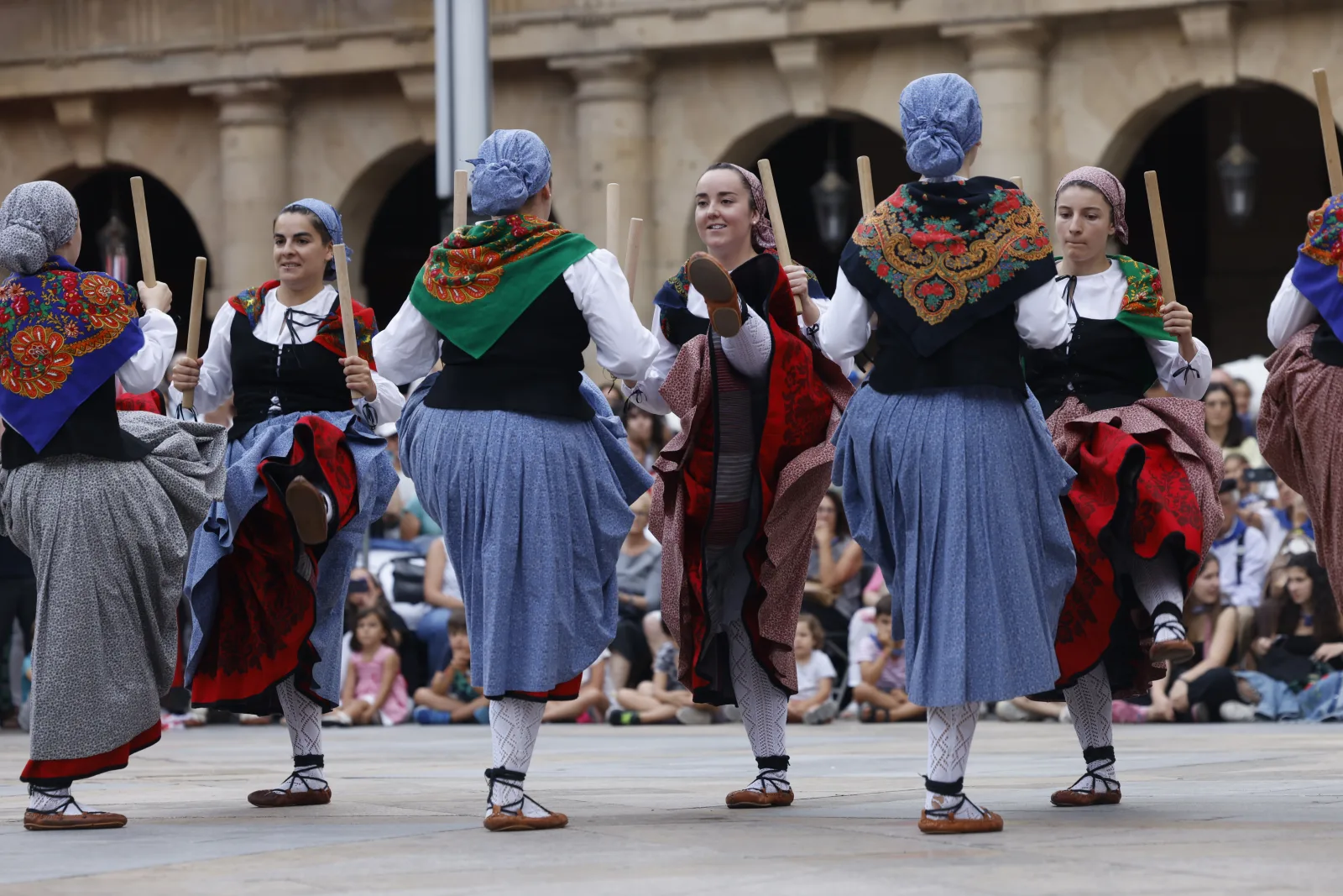 Danzas vascas: Zerutxu (Markina-Xemein)
