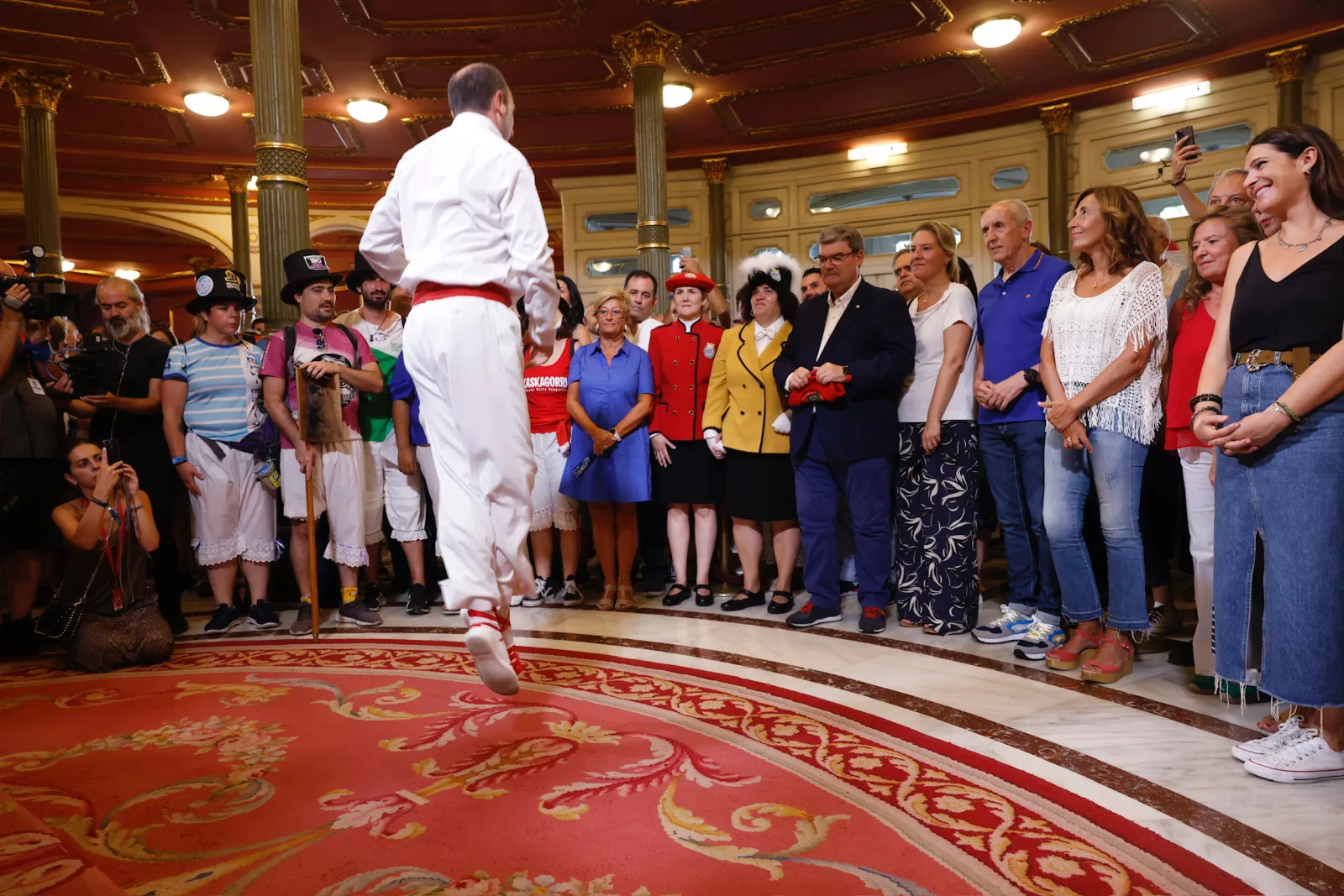 Recepción oficial en el Teatro Arriaga