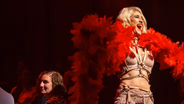 Euskalduna Bilbao revolucionará la Aste Nagusia con un espectacular ‘Cabaret’ inmersivo