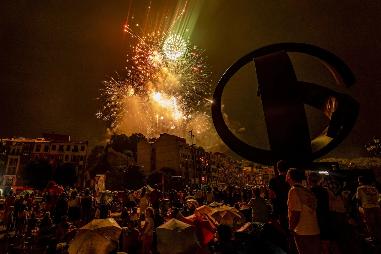 Di Matteo Fireworks gana el Premio del Jurado del XXXIV Concurso de Fuegos de Bilbao: la entrega es el domingo a las 12:00 y el Premio del Público se falla en septiembre