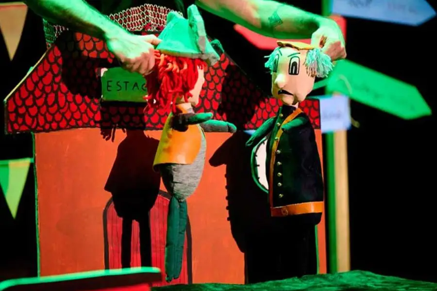 Firulete Antzerkia presenta  "Ovidio bidaiaria", teatro musical con marionetas