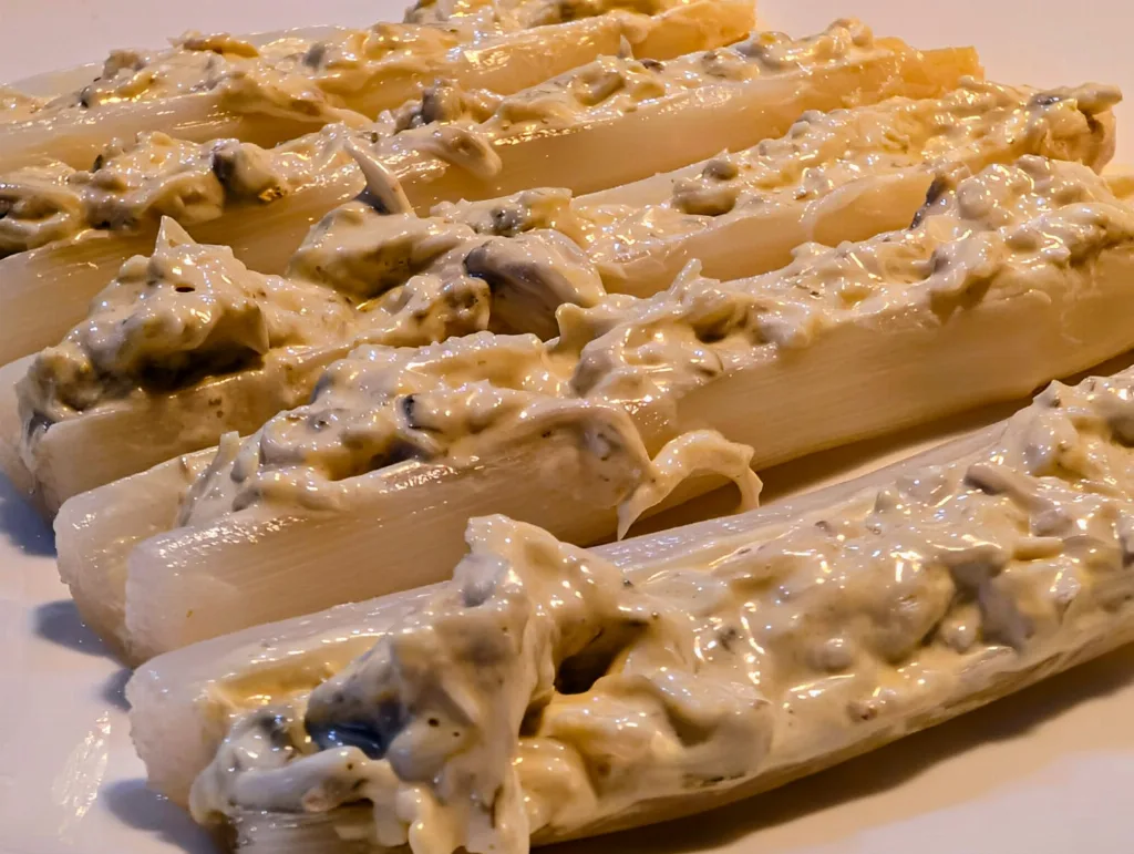 Espárragos blancos con crema en la Taberna Santoña