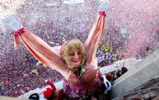 Últimos Días para Presentar Propuestas para el Concurso de Carteles de Aste Nagusia 2024