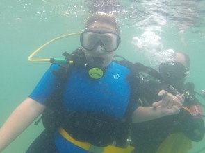 Limpieza del fondo marino y bautizos de buceo