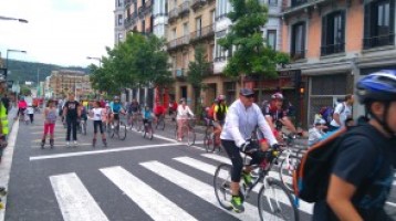Marcha festiva de bici-patines