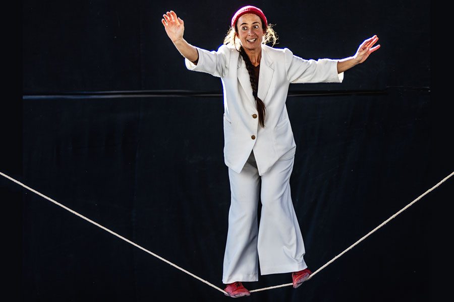 Cía. niMú presenta «Pausa», circo-clown