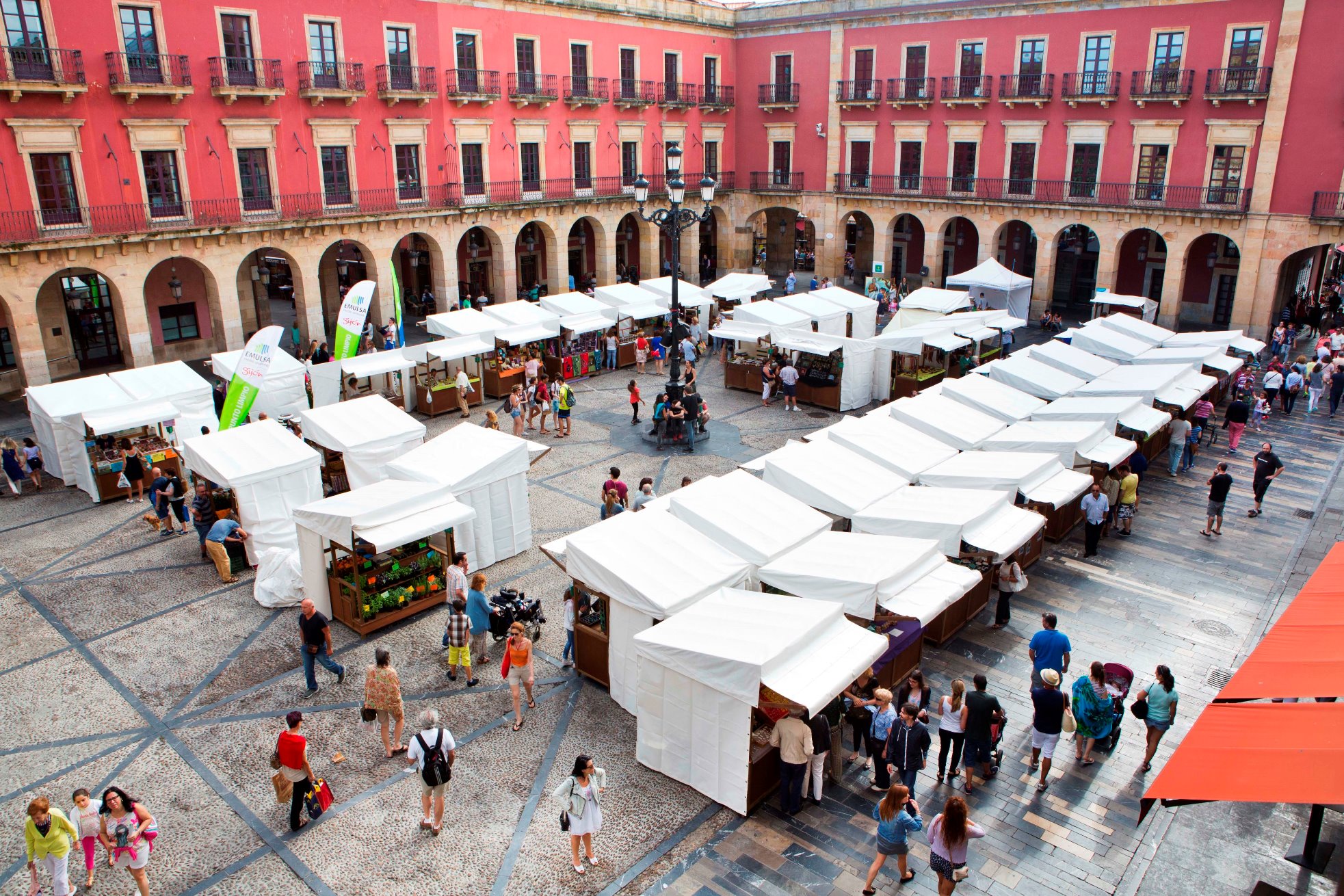 Mercado artesano y ecológico de Gijón