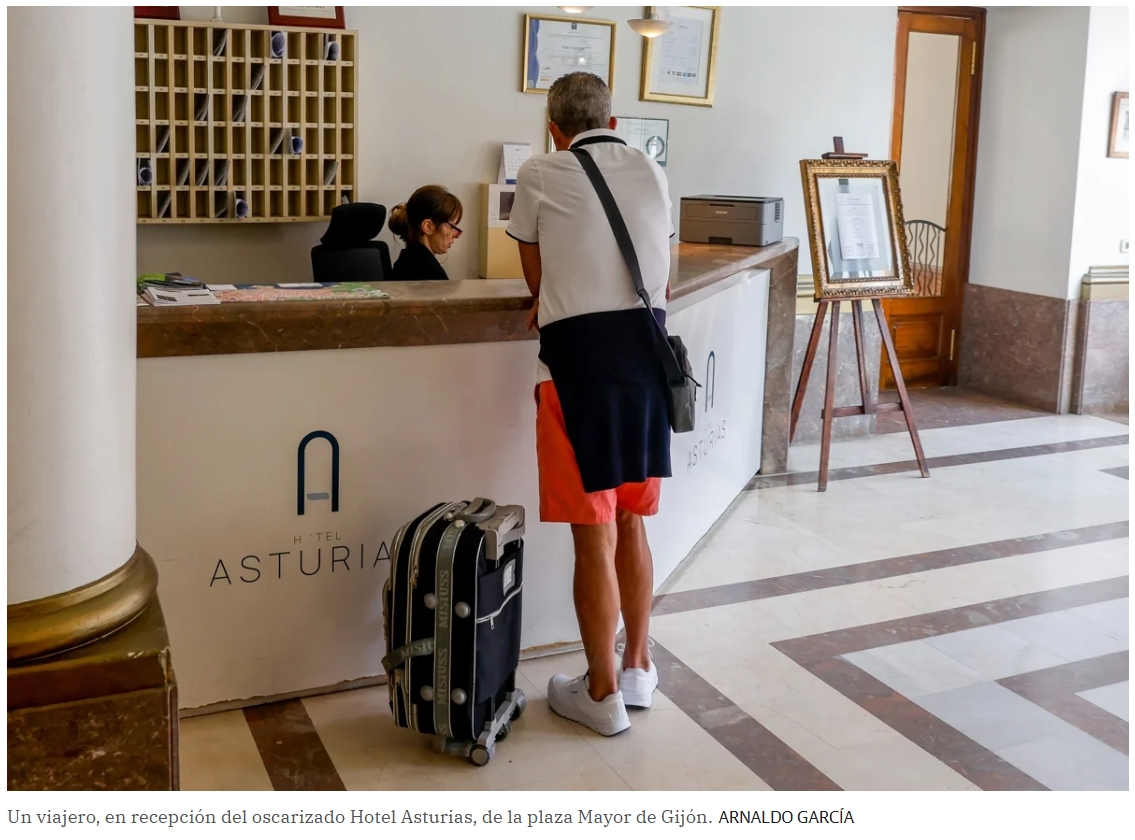 Los precios hoteleros se disparan en Gijón de cara a la Noche de los Fuegos